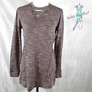 Maurice’s heathered purple tunic sweater size small